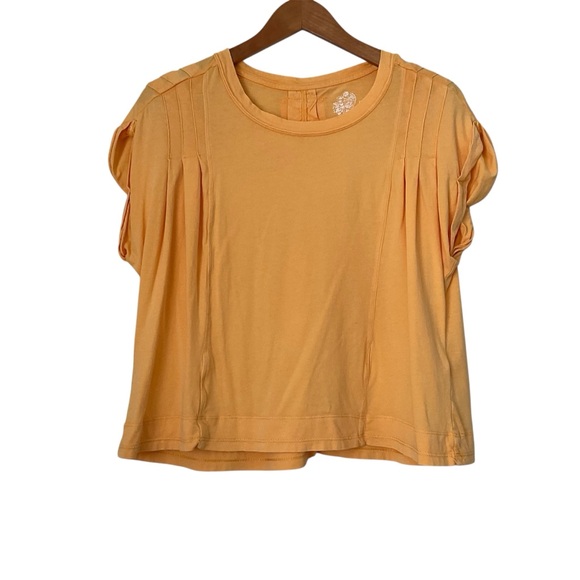 Anthropologie Pilcro Crop Top Sz M Butter Yellow Pleated Boho Lagenlook Summer - Picture 1 of 7